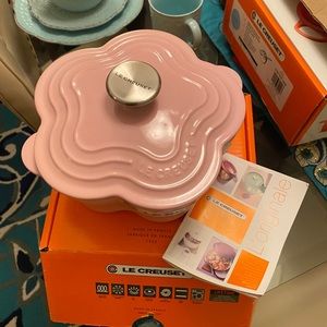 Le Creuset Flower Shaped Casserole